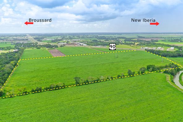 W Hwy 90 Frontage Rd, New Iberia, LA 70560